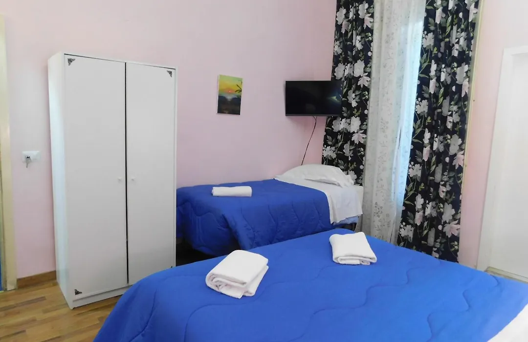 PICCOLO HOTEL Con Access ZTL !!! Ɲel Ƈentro Storico di Ƒirenze !!!-1